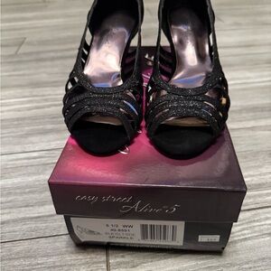 Easy Street Black Glitter Heels